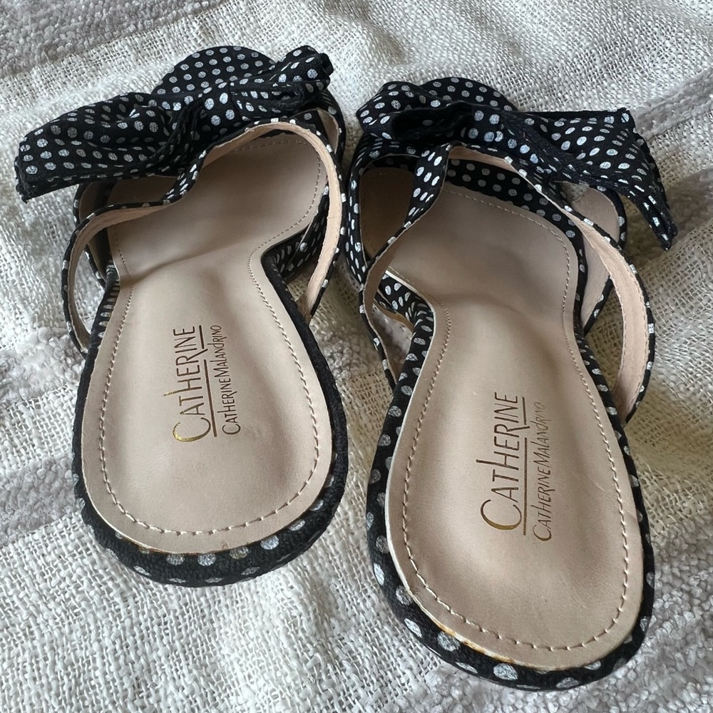Catherine Malandrindo black and white polka dot sandals. - Picture 6 of 7